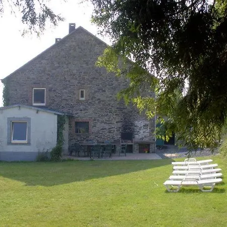 House In An Hilly Region Opposite The Ourthe Feriehus