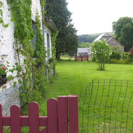 House In An Hilly Region Opposite The Ourthe Feriehus Tenneville